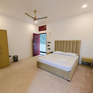 Kings Grand Hotel
